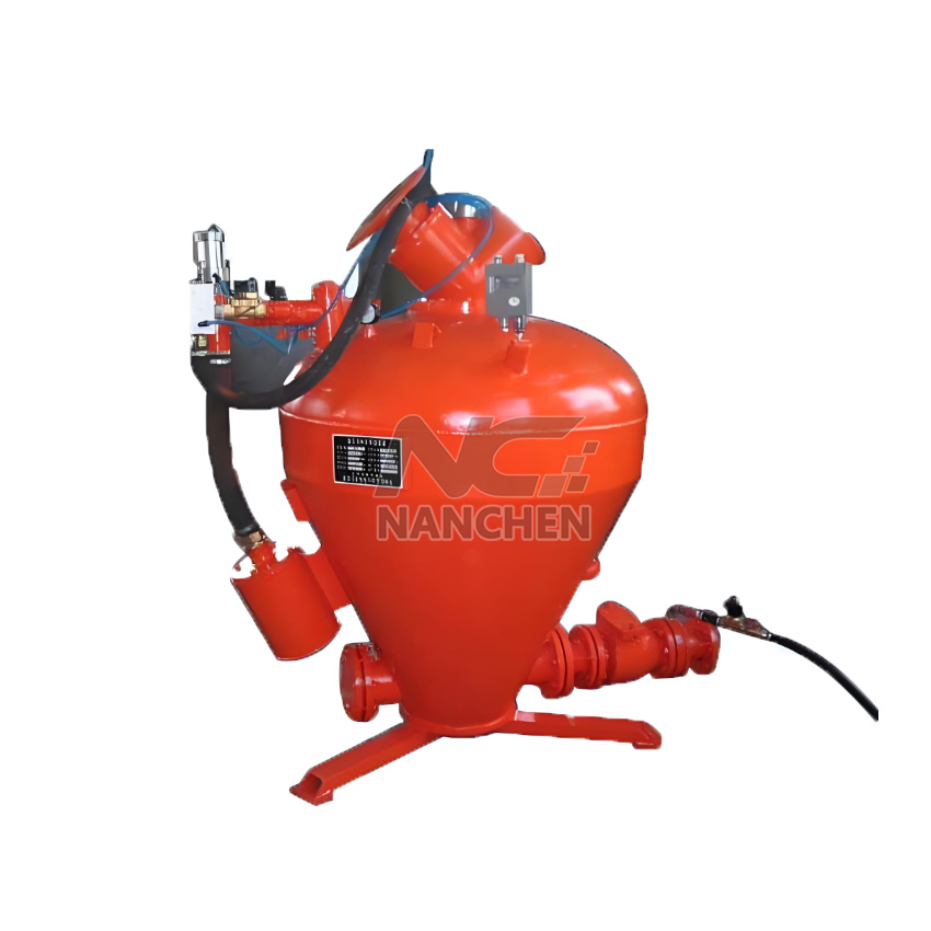 Pneumatic conveying tank